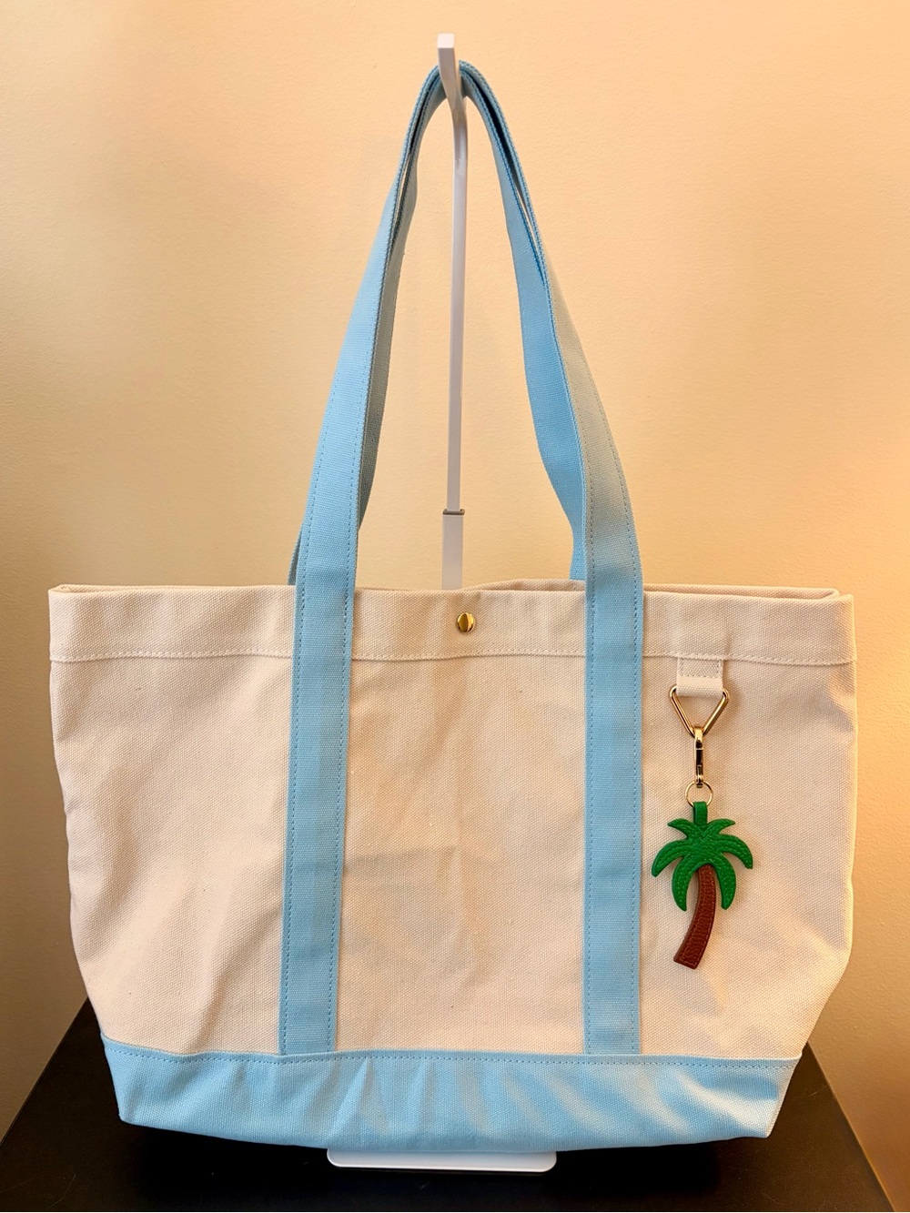 BaubleBar Cream Canvas Tote with Sky Blue Trim and Palm Tree Charm (NWOT)